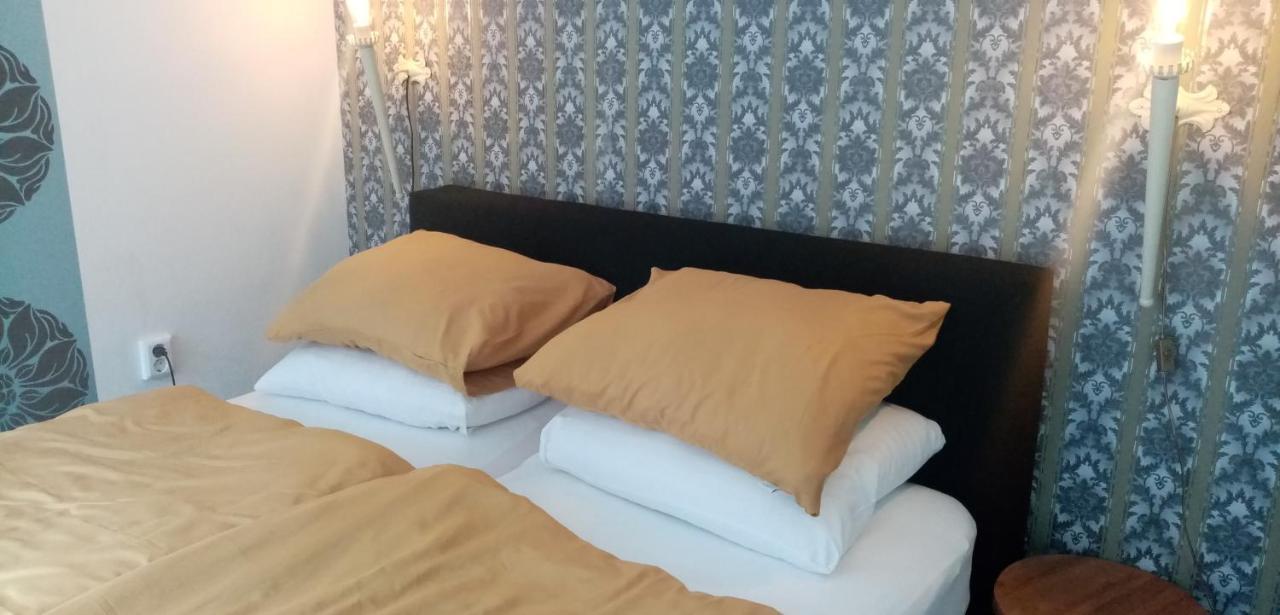 B&B Aan Het Water Earnewald Ngoại thất bức ảnh