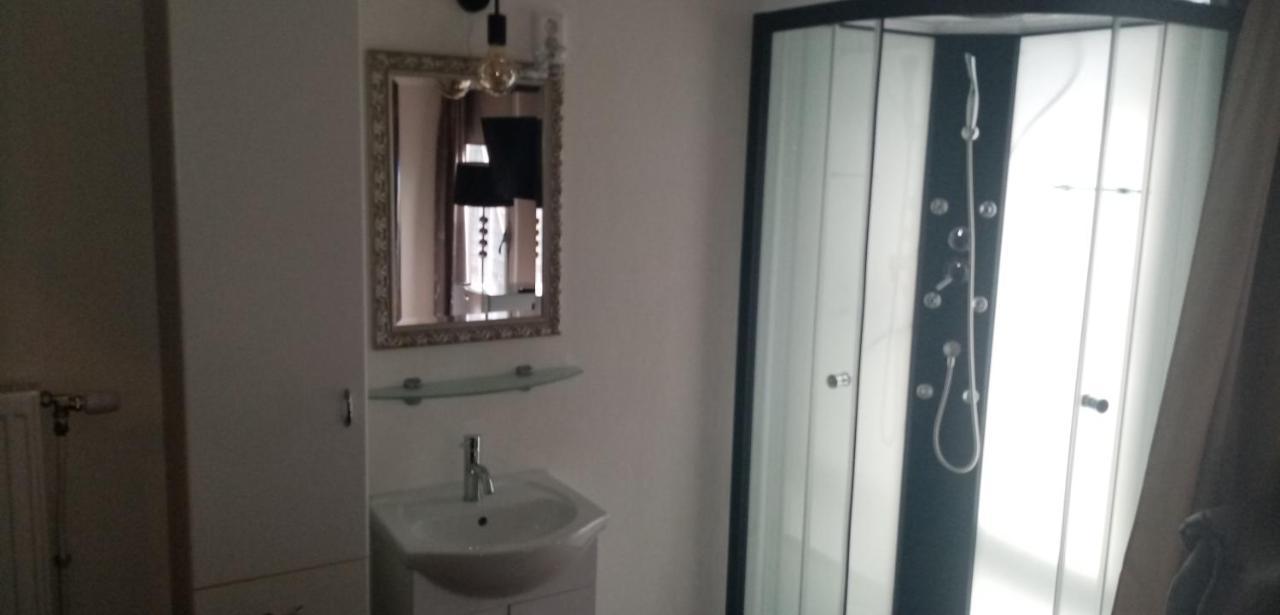 B&B Aan Het Water Earnewald Ngoại thất bức ảnh